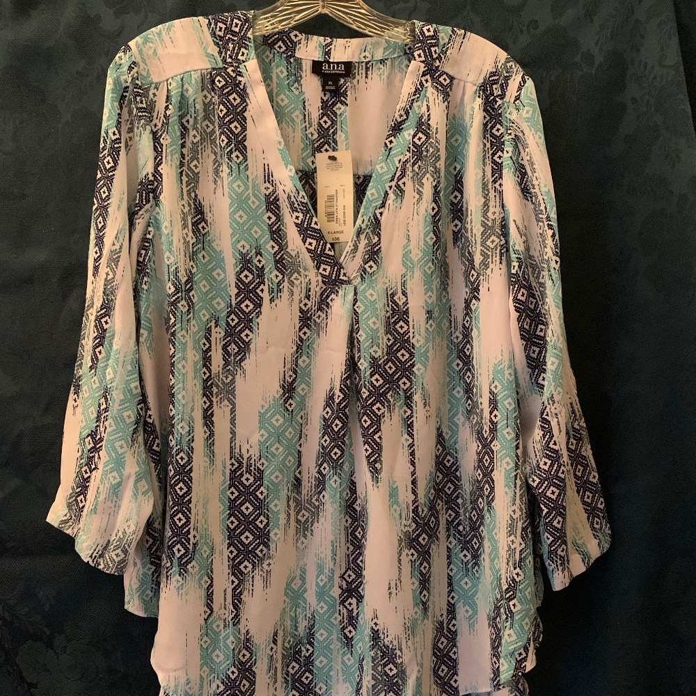 a.n.a Blue, Green, and White Tunic *NWT* XL